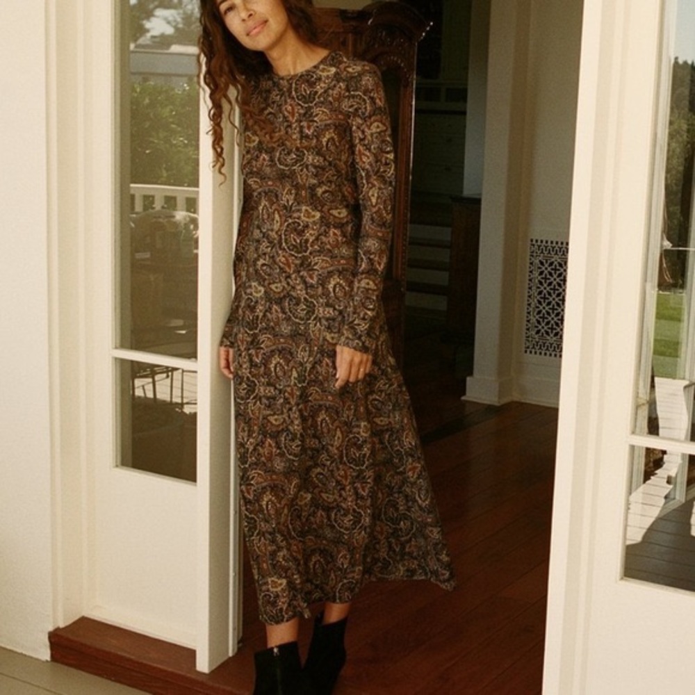 Doen Adarsha Dress in Black